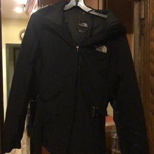 NORTH FACE 550 Black Women’s winter coat.